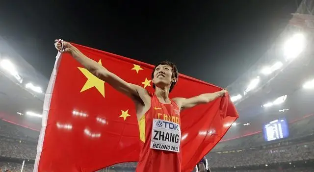 最强物语足球球员冠军是谁_冠军足球物语2最强球员_足球经理0304最强球员