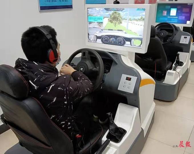 模拟学车软件哪个是安全带_模拟学车软件什么最好_模拟学车软件